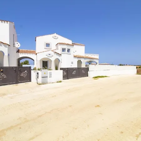 别墅 Con Piscina Vista Mare Il Chiostro 布多尼