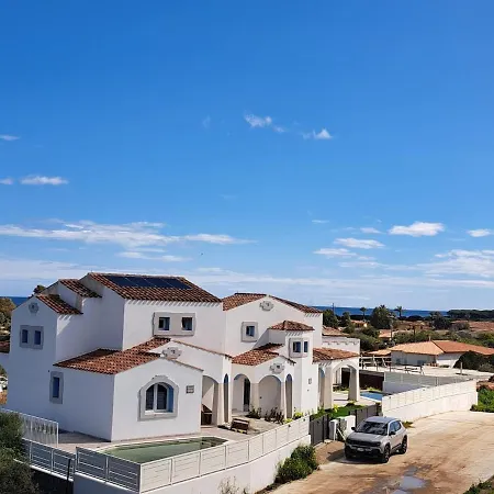 Con Piscina Vista Mare Il Chiostro Villa *